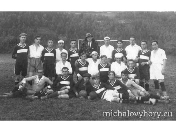 Zkušení fotbaloví frajeři a ...